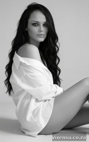 Amalee photo 7